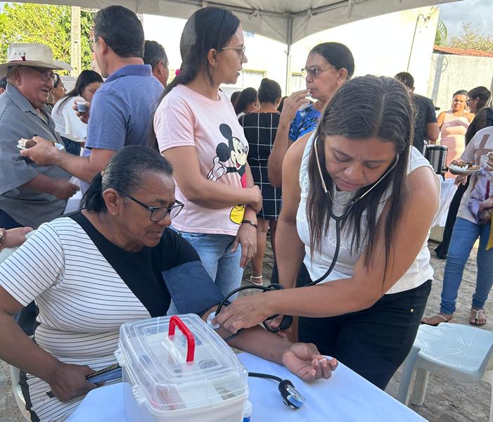 Secretaria de Assistência Social de Joca Claudino realiza ação no Dia de Finados